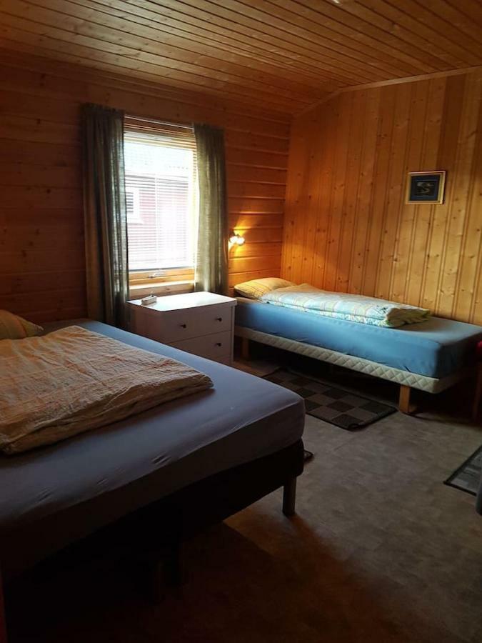 Lyngsalpan Cruise Lodge - Rodtinden Nord-Lenangen Εξωτερικό φωτογραφία
